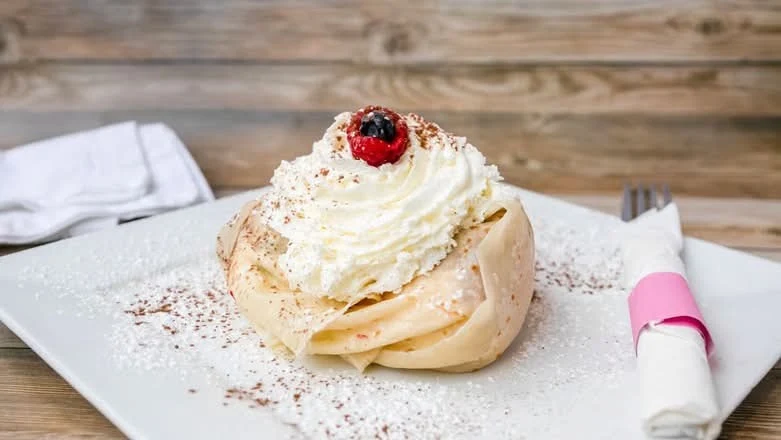 Fresh crêpe at Alaska Crepery
